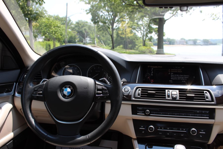 2016 BMW 5 Series 4dr Sdn 535i xDrive AWD, available for sale in Great Neck, New York | Great Neck Car Buyers & Sellers. Great Neck, New York 2016 BMW 5 Series 4dr Sdn 535i xDrive AWD, available for sale in Great Neck, New York | Great Neck Car Buyers & Sellers. Great Neck, New York