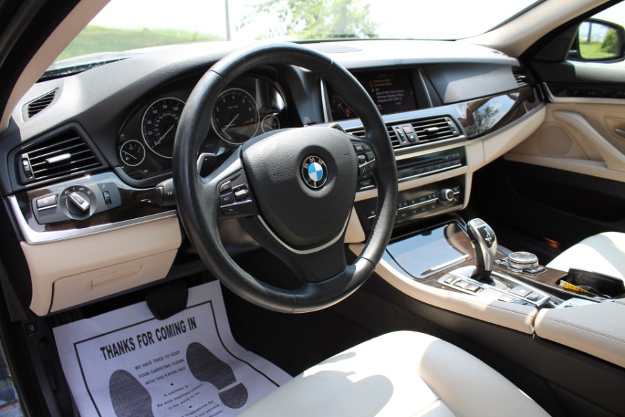2016 BMW 5 Series 4dr Sdn 535i xDrive AWD, available for sale in Great Neck, New York | Great Neck Car Buyers & Sellers. Great Neck, New York 2016 BMW 5 Series 4dr Sdn 535i xDrive AWD, available for sale in Great Neck, New York | Great Neck Car Buyers & Sellers. Great Neck, New York
