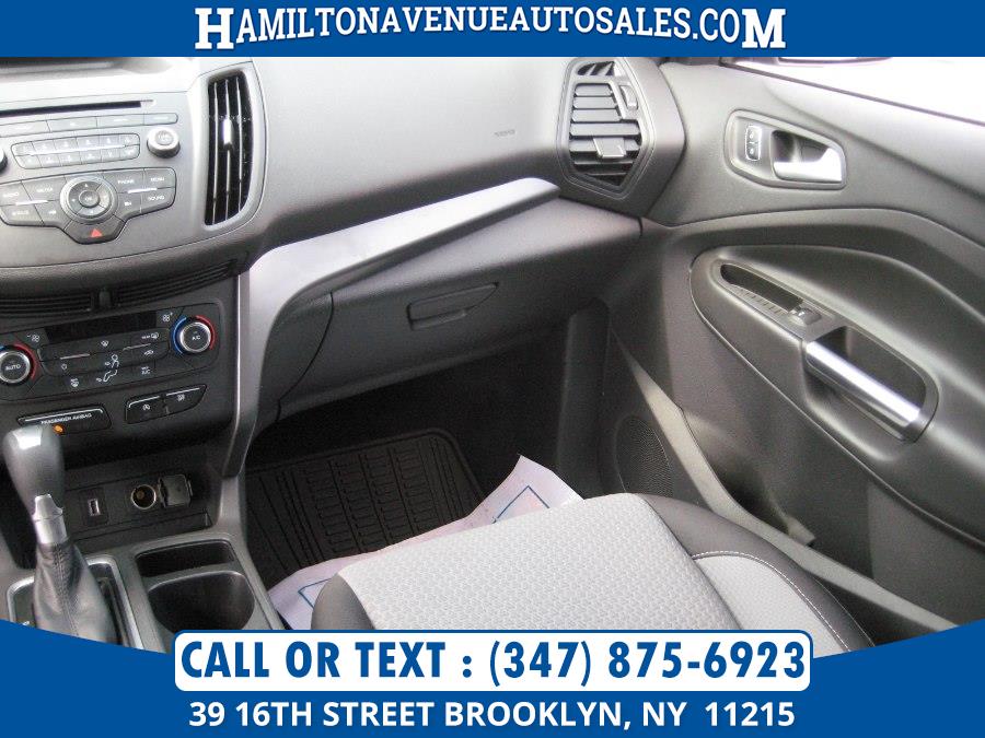 Used Ford Escape SE 4WD 2017 | Hamilton Avenue Auto Sales DBA Nyautoauction.com. Brooklyn, New York Used Ford Escape SE 4WD 2017 | Hamilton Avenue Auto Sales DBA Nyautoauction.com. Brooklyn, New York