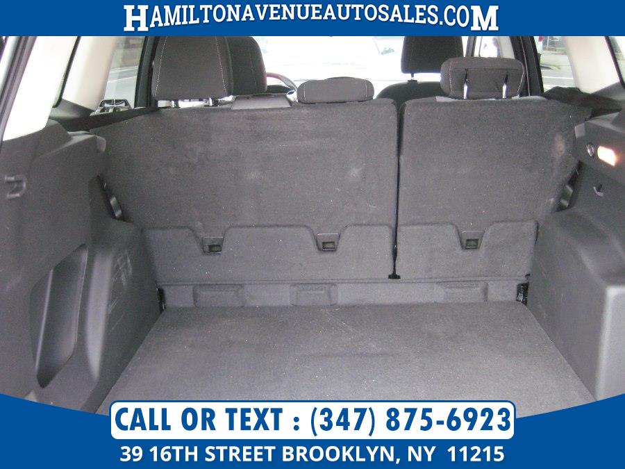 Used Ford Escape SE 4WD 2017 | Hamilton Avenue Auto Sales DBA Nyautoauction.com. Brooklyn, New York Used Ford Escape SE 4WD 2017 | Hamilton Avenue Auto Sales DBA Nyautoauction.com. Brooklyn, New York