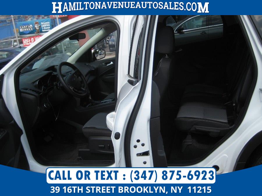 Used Ford Escape SE 4WD 2017 | Hamilton Avenue Auto Sales DBA Nyautoauction.com. Brooklyn, New York Used Ford Escape SE 4WD 2017 | Hamilton Avenue Auto Sales DBA Nyautoauction.com. Brooklyn, New York