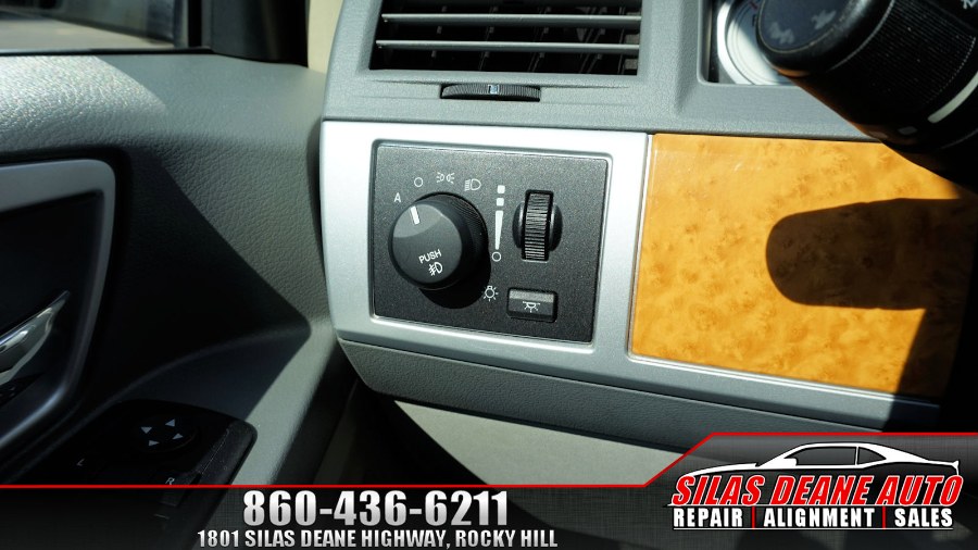 2010 Chrysler Town & Country 4dr Wgn Limited, available for sale in Rocky Hill , Connecticut | Silas Deane Auto LLC. Rocky Hill , Connecticut 2010 Chrysler Town & Country 4dr Wgn Limited, available for sale in Rocky Hill , Connecticut | Silas Deane Auto LLC. Rocky Hill , Connecticut