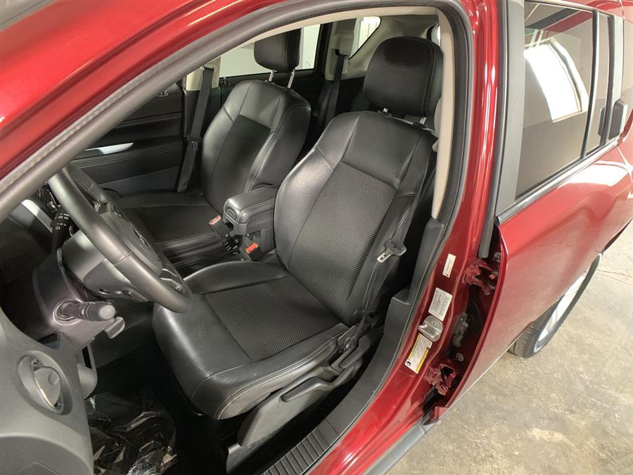 2014 Jeep Compass 4WD 4dr Latitude, available for sale in Stratford, Connecticut | Wiz Leasing Inc. Stratford, Connecticut 2014 Jeep Compass 4WD 4dr Latitude, available for sale in Stratford, Connecticut | Wiz Leasing Inc. Stratford, Connecticut