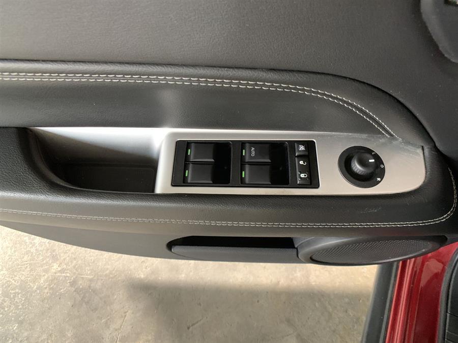2014 Jeep Compass 4WD 4dr Latitude, available for sale in Stratford, Connecticut | Wiz Leasing Inc. Stratford, Connecticut 2014 Jeep Compass 4WD 4dr Latitude, available for sale in Stratford, Connecticut | Wiz Leasing Inc. Stratford, Connecticut