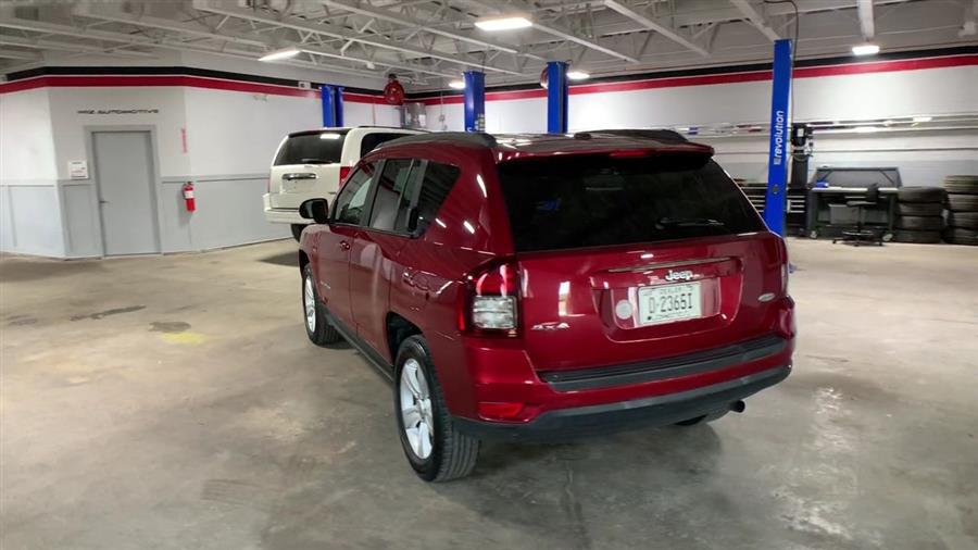 2014 Jeep Compass 4WD 4dr Latitude, available for sale in Stratford, Connecticut | Wiz Leasing Inc. Stratford, Connecticut 2014 Jeep Compass 4WD 4dr Latitude, available for sale in Stratford, Connecticut | Wiz Leasing Inc. Stratford, Connecticut