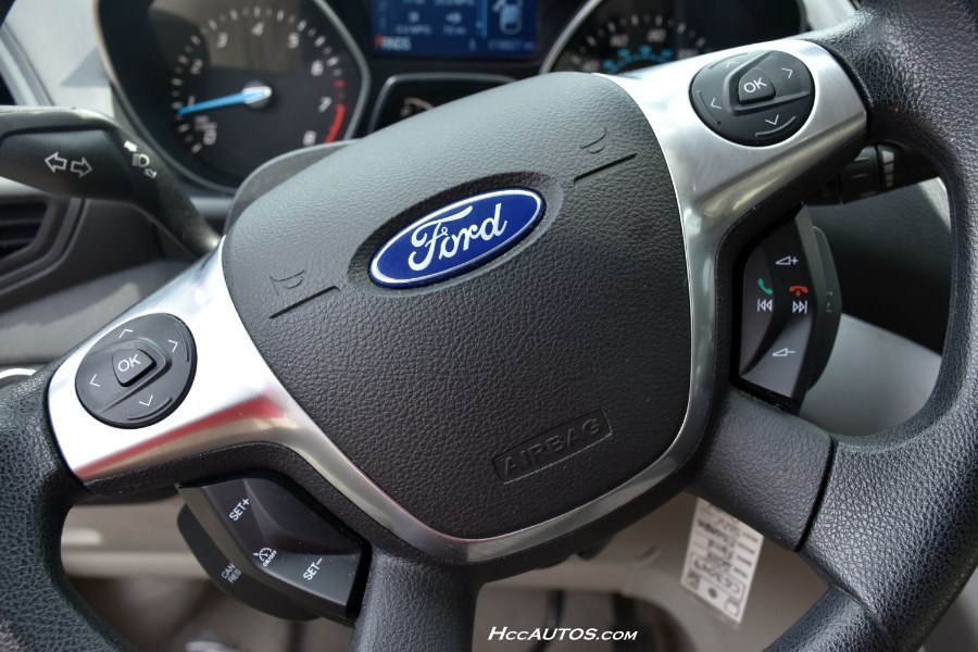 2014 Ford Escape 4WD 4dr SE, available for sale in Waterbury, Connecticut | Highline Car Connection. Waterbury, Connecticut 2014 Ford Escape 4WD 4dr SE, available for sale in Waterbury, Connecticut | Highline Car Connection. Waterbury, Connecticut