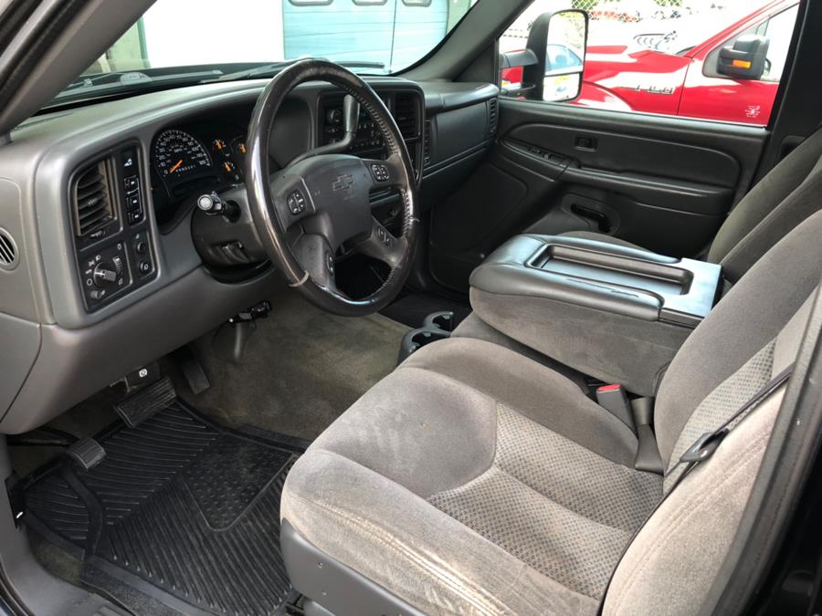 2006 Chevrolet Silverado 2500HD Ext Cab 157.5" WB 4WD LT1, available for sale in Milford, Connecticut | Chip's Auto Sales Inc. Milford, Connecticut 2006 Chevrolet Silverado 2500HD Ext Cab 157.5" WB 4WD LT1, available for sale in Milford, Connecticut | Chip's Auto Sales Inc. Milford, Connecticut