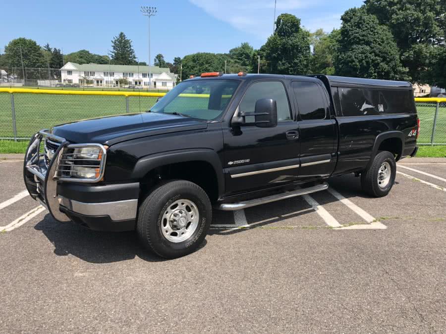 2006 Chevrolet Silverado 2500HD Ext Cab 157.5" WB 4WD LT1, available for sale in Milford, Connecticut | Chip's Auto Sales Inc. Milford, Connecticut