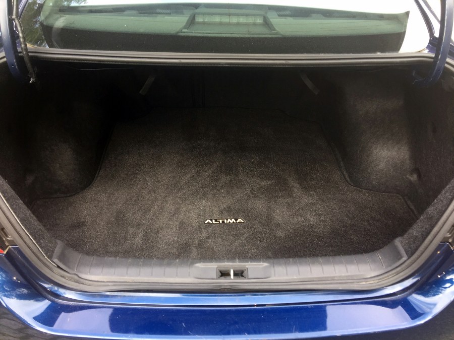 2016 Nissan Altima SR, available for sale in Peabody, Massachusetts | New Star Motors. Peabody, Massachusetts 2016 Nissan Altima SR, available for sale in Peabody, Massachusetts | New Star Motors. Peabody, Massachusetts