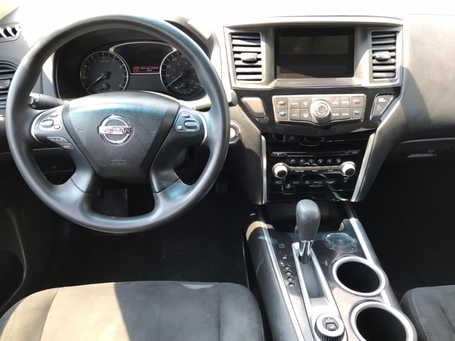2016 Nissan Pathfinder 4WD 4dr SV, available for sale in Jamaica, New York | Sunrise Autoland. Jamaica, New York 2016 Nissan Pathfinder 4WD 4dr SV, available for sale in Jamaica, New York | Sunrise Autoland. Jamaica, New York