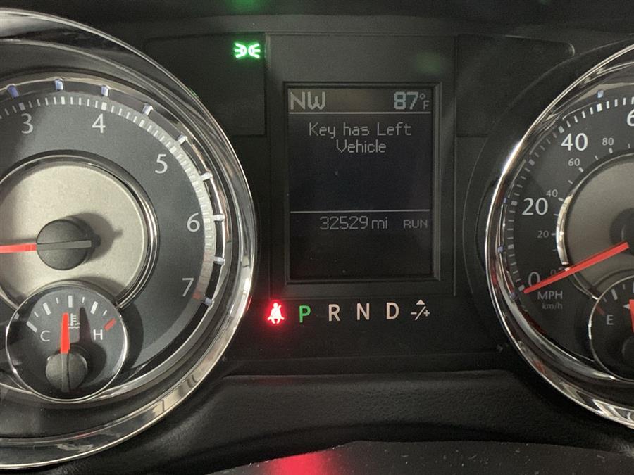 2016 Chrysler Town & Country 4dr Wgn Limited, available for sale in Stratford, Connecticut | Wiz Leasing Inc. Stratford, Connecticut 2016 Chrysler Town & Country 4dr Wgn Limited, available for sale in Stratford, Connecticut | Wiz Leasing Inc. Stratford, Connecticut