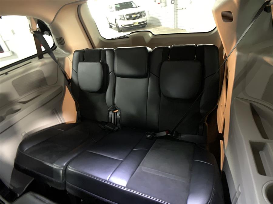 2016 Chrysler Town & Country 4dr Wgn Limited, available for sale in Stratford, Connecticut | Wiz Leasing Inc. Stratford, Connecticut 2016 Chrysler Town & Country 4dr Wgn Limited, available for sale in Stratford, Connecticut | Wiz Leasing Inc. Stratford, Connecticut