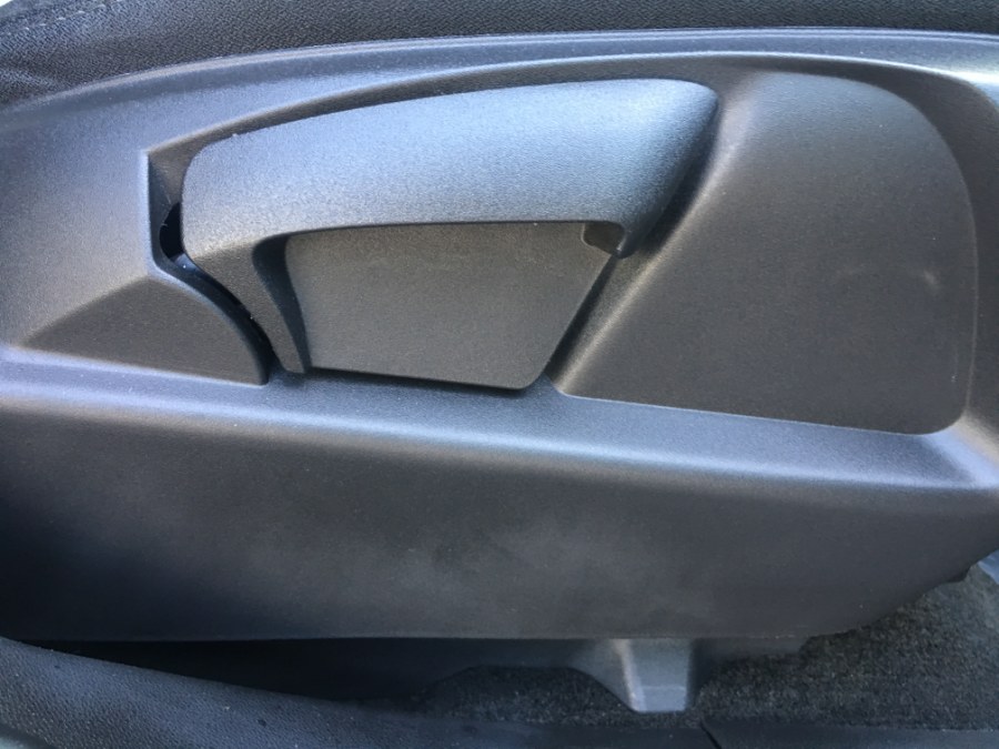 2016 Chevrolet Equinox AWD 4dr LT, available for sale in Bristol, Connecticut | Bristol Auto Center LLC. Bristol, Connecticut 2016 Chevrolet Equinox AWD 4dr LT, available for sale in Bristol, Connecticut | Bristol Auto Center LLC. Bristol, Connecticut