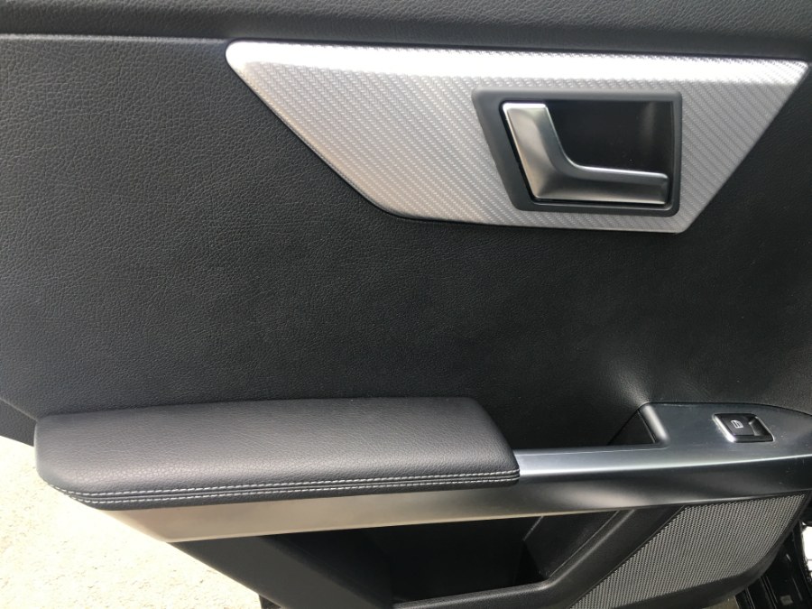 2014 Mercedes-Benz GLK-Class 4MATIC 4dr GLK350, available for sale in Bristol, Connecticut | Bristol Auto Center LLC. Bristol, Connecticut 2014 Mercedes-Benz GLK-Class 4MATIC 4dr GLK350, available for sale in Bristol, Connecticut | Bristol Auto Center LLC. Bristol, Connecticut