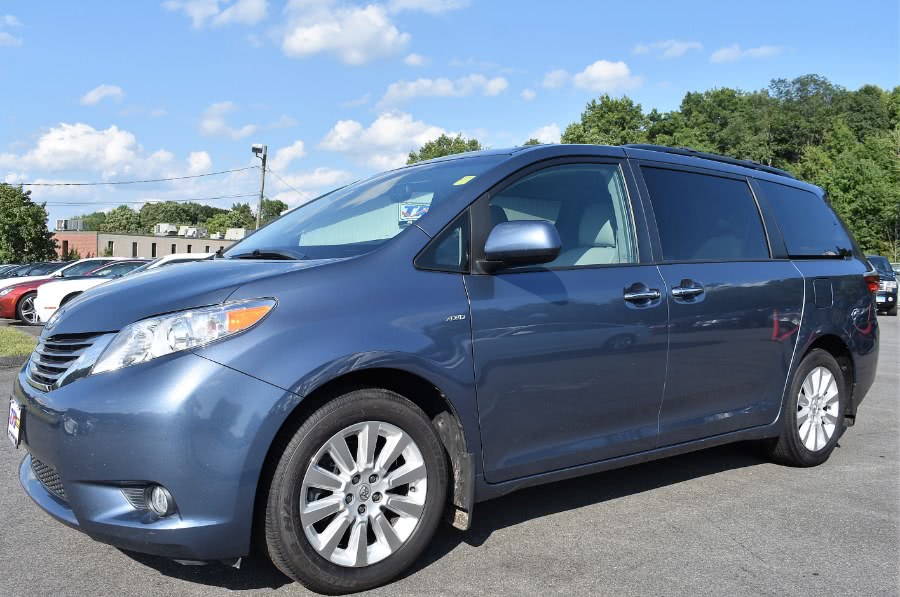 2016 Toyota Sienna 5dr 7-Pass Van XLE Premium AWD (Natl), available for sale in Berlin, Connecticut | Tru Auto Mall. Berlin, Connecticut