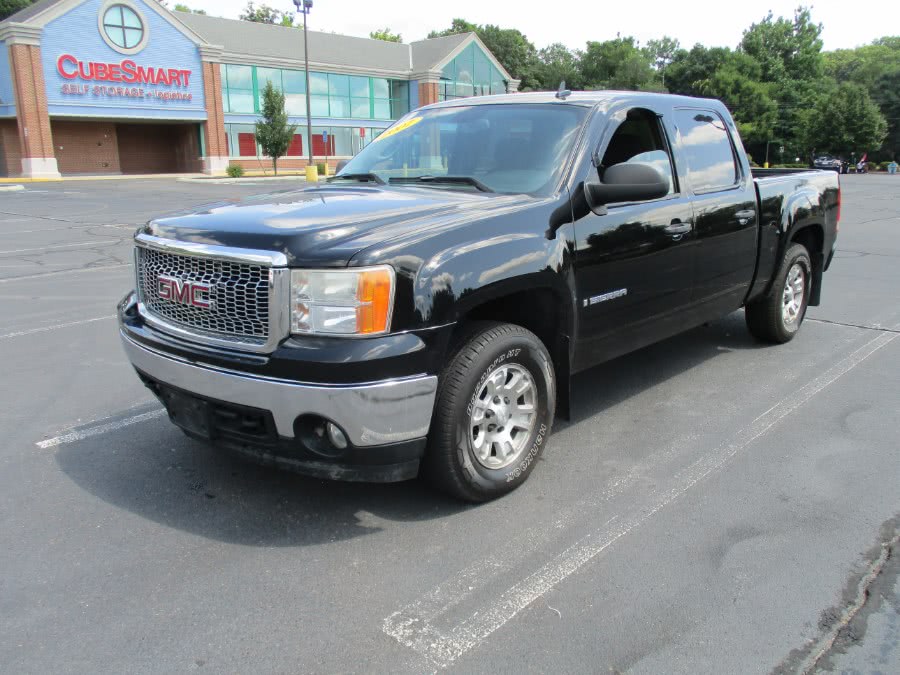 2007 GMC Sierra 1500 4WD Crew Cab 143.5" SLE1 - Clean Carfax, available for sale in New Britain, Connecticut | Universal Motors LLC. New Britain, Connecticut