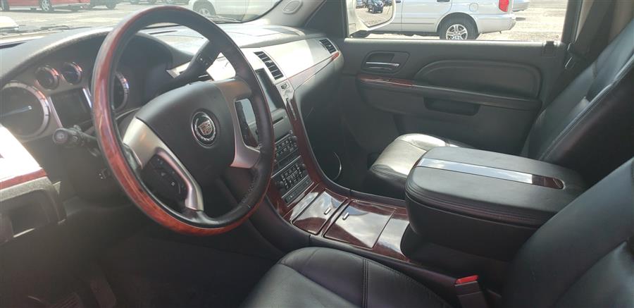 2010 Cadillac Escalade ESV AWD 4dr Premium, available for sale in Lynbrook, New York | ACA Auto Sales. Lynbrook, New York 2010 Cadillac Escalade ESV AWD 4dr Premium, available for sale in Lynbrook, New York | ACA Auto Sales. Lynbrook, New York