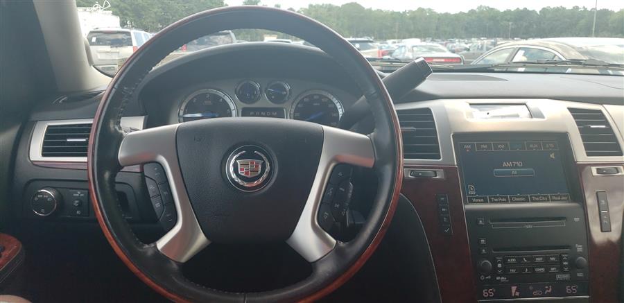2010 Cadillac Escalade ESV AWD 4dr Premium, available for sale in Lynbrook, New York | ACA Auto Sales. Lynbrook, New York 2010 Cadillac Escalade ESV AWD 4dr Premium, available for sale in Lynbrook, New York | ACA Auto Sales. Lynbrook, New York