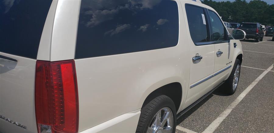 2010 Cadillac Escalade ESV AWD 4dr Premium, available for sale in Lynbrook, New York | ACA Auto Sales. Lynbrook, New York 2010 Cadillac Escalade ESV AWD 4dr Premium, available for sale in Lynbrook, New York | ACA Auto Sales. Lynbrook, New York