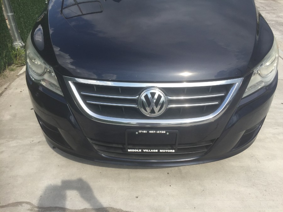 2010 Volkswagen Routan 4dr Wgn SE w/RSE & Navigation, available for sale in Middle Village, New York | Middle Village Motors . Middle Village, New York 2010 Volkswagen Routan 4dr Wgn SE w/RSE & Navigation, available for sale in Middle Village, New York | Middle Village Motors . Middle Village, New York