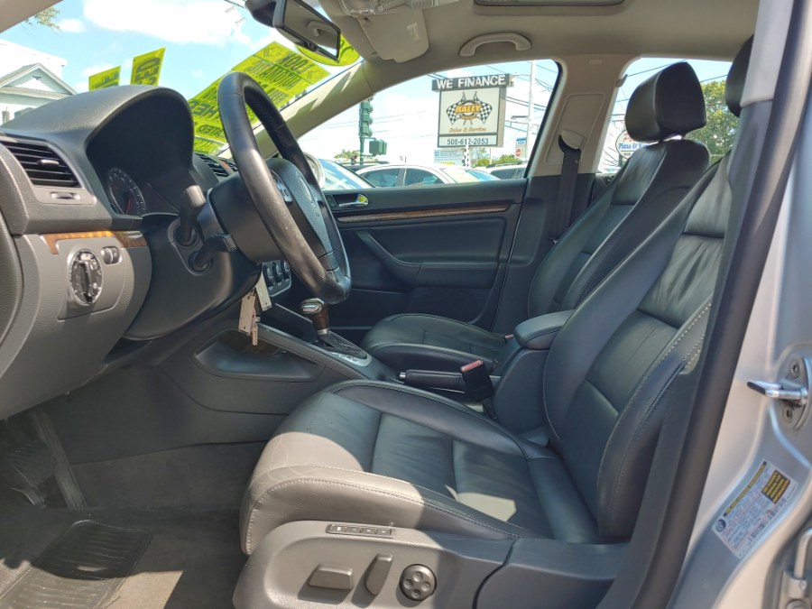 2005 Volkswagen Jetta Sedan A5 4dr 2.5L Auto, available for sale in Worcester, Massachusetts | Rally Motor Sports. Worcester, Massachusetts 2005 Volkswagen Jetta Sedan A5 4dr 2.5L Auto, available for sale in Worcester, Massachusetts | Rally Motor Sports. Worcester, Massachusetts