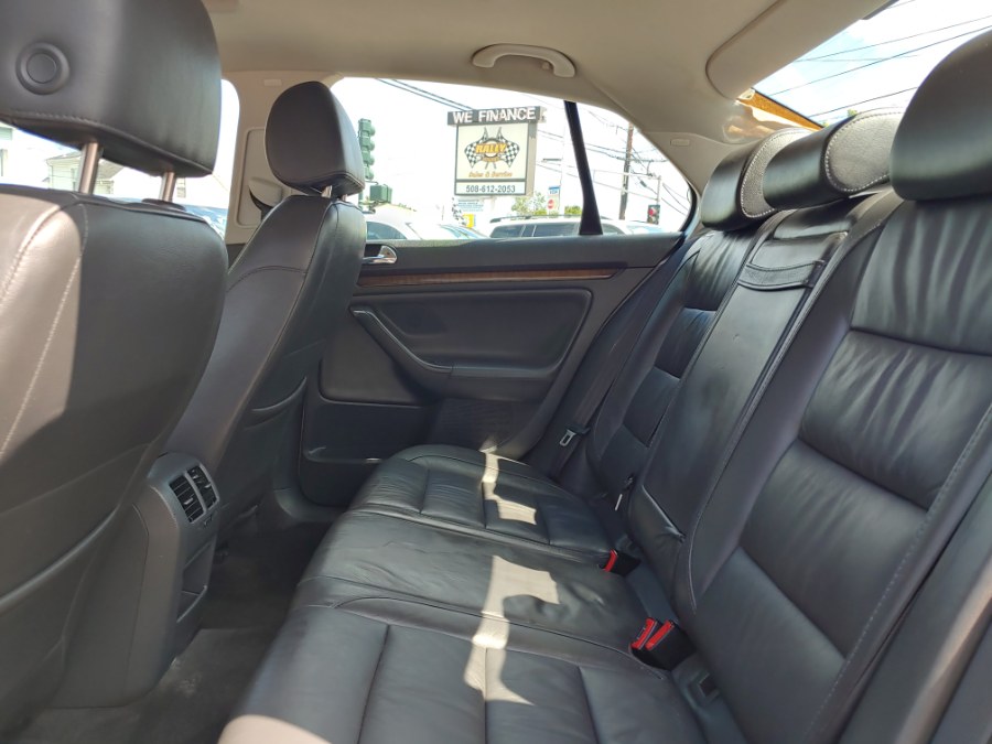 2005 Volkswagen Jetta Sedan A5 4dr 2.5L Auto, available for sale in Worcester, Massachusetts | Rally Motor Sports. Worcester, Massachusetts 2005 Volkswagen Jetta Sedan A5 4dr 2.5L Auto, available for sale in Worcester, Massachusetts | Rally Motor Sports. Worcester, Massachusetts