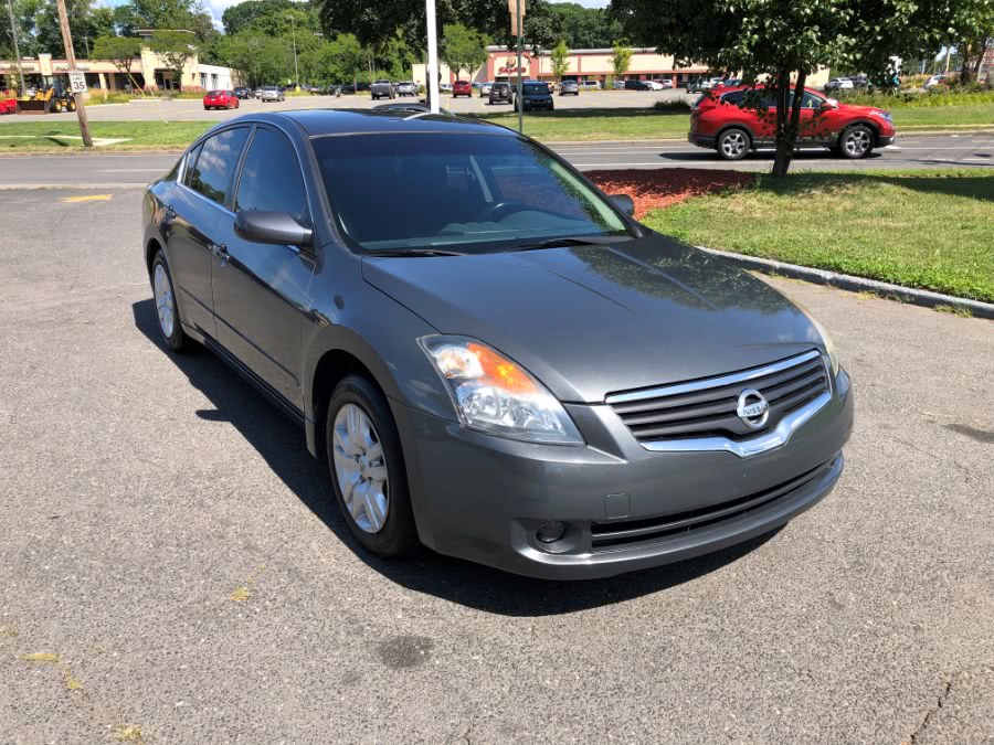 2009 Nissan Altima 4dr Sdn I4 CVT 2.5 S, available for sale in Hartford , Connecticut | Ledyard Auto Sale LLC. Hartford , Connecticut