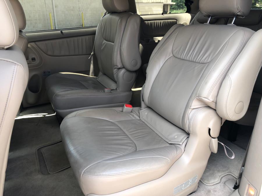 2007 Toyota Sienna 5dr 7-Passenger Van XLE FWD (Natl), available for sale in Lyndhurst, New Jersey | Cars With Deals. Lyndhurst, New Jersey 2007 Toyota Sienna 5dr 7-Passenger Van XLE FWD (Natl), available for sale in Lyndhurst, New Jersey | Cars With Deals. Lyndhurst, New Jersey