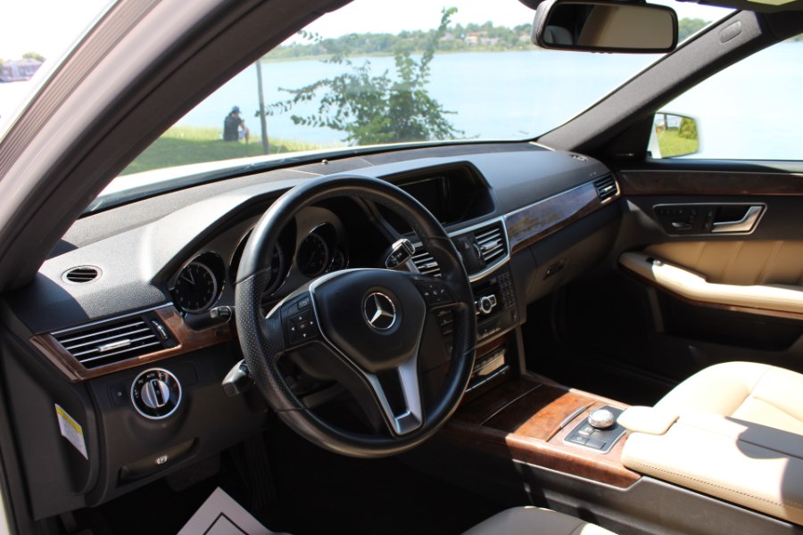 2013 Mercedes-Benz E-Class 4dr Sdn E350 Luxury 4MATIC, available for sale in Great Neck, New York | Great Neck Car Buyers & Sellers. Great Neck, New York 2013 Mercedes-Benz E-Class 4dr Sdn E350 Luxury 4MATIC, available for sale in Great Neck, New York | Great Neck Car Buyers & Sellers. Great Neck, New York