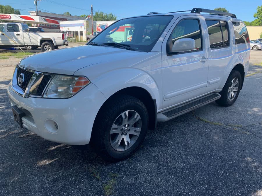 2010 Nissan Pathfinder 4WD 4dr V6 SE, available for sale in Hampton, Connecticut | VIP on 6 LLC. Hampton, Connecticut