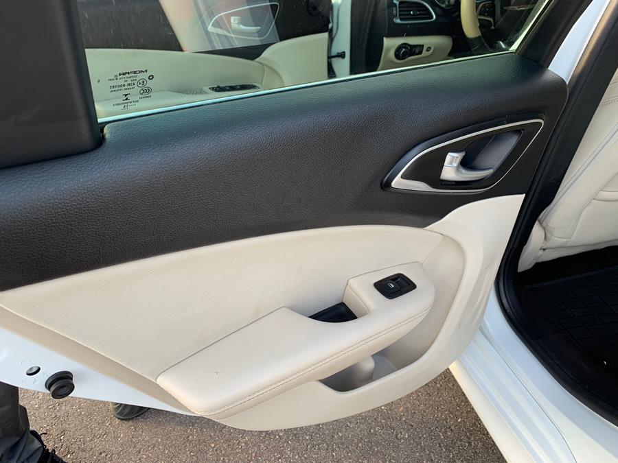 2015 Chrysler 200 4dr Sdn Limited FWD, available for sale in South Windsor, Connecticut | Mike And Tony Auto Sales, Inc. South Windsor, Connecticut 2015 Chrysler 200 4dr Sdn Limited FWD, available for sale in South Windsor, Connecticut | Mike And Tony Auto Sales, Inc. South Windsor, Connecticut