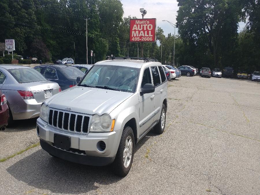 2007 Jeep Grand Cherokee 4WD 4dr Laredo, available for sale in Chicopee, Massachusetts | Matts Auto Mall LLC. Chicopee, Massachusetts