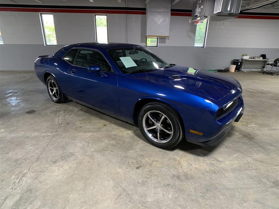 2010 Dodge Challenger 2dr Cpe SE, available for sale in Stratford, Connecticut | Wiz Leasing Inc. Stratford, Connecticut