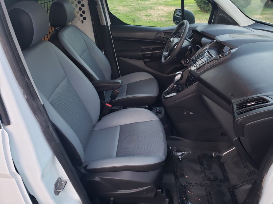 2015 Ford Transit Connect LWB XL w/Rear Liftgate, available for sale in East Windsor, Connecticut | Toro Auto. East Windsor, Connecticut 2015 Ford Transit Connect LWB XL w/Rear Liftgate, available for sale in East Windsor, Connecticut | Toro Auto. East Windsor, Connecticut