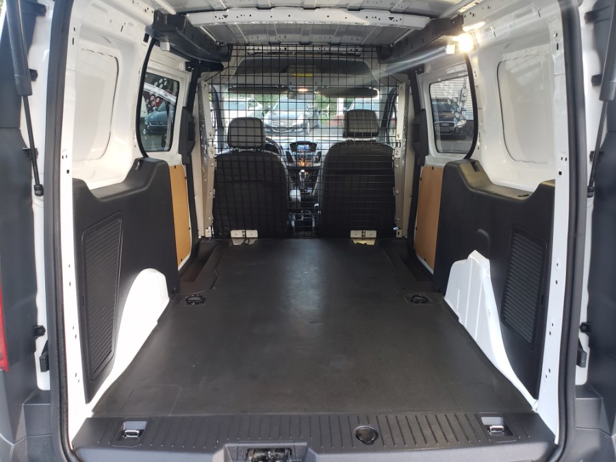 2015 Ford Transit Connect LWB XL w/Rear Liftgate, available for sale in East Windsor, Connecticut | Toro Auto. East Windsor, Connecticut 2015 Ford Transit Connect LWB XL w/Rear Liftgate, available for sale in East Windsor, Connecticut | Toro Auto. East Windsor, Connecticut