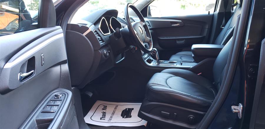 2011 Chevrolet Traverse AWD 4dr 2LT, available for sale in Waterbury, Connecticut | National Auto Brokers, Inc.. Waterbury, Connecticut 2011 Chevrolet Traverse AWD 4dr 2LT, available for sale in Waterbury, Connecticut | National Auto Brokers, Inc.. Waterbury, Connecticut
