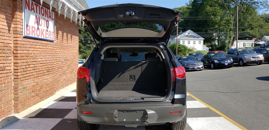 2011 Chevrolet Traverse AWD 4dr 2LT, available for sale in Waterbury, Connecticut | National Auto Brokers, Inc.. Waterbury, Connecticut 2011 Chevrolet Traverse AWD 4dr 2LT, available for sale in Waterbury, Connecticut | National Auto Brokers, Inc.. Waterbury, Connecticut