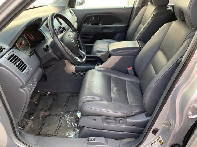 2006 Honda Pilot EX-L with NAVI, available for sale in Forestville, Maryland | Valentine Motor Company. Forestville, Maryland 2006 Honda Pilot EX-L with NAVI, available for sale in Forestville, Maryland | Valentine Motor Company. Forestville, Maryland