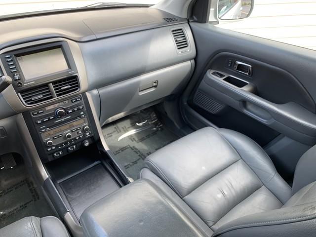 2006 Honda Pilot EX-L with NAVI, available for sale in Forestville, Maryland | Valentine Motor Company. Forestville, Maryland 2006 Honda Pilot EX-L with NAVI, available for sale in Forestville, Maryland | Valentine Motor Company. Forestville, Maryland