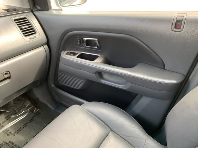 2006 Honda Pilot EX-L with NAVI, available for sale in Forestville, Maryland | Valentine Motor Company. Forestville, Maryland 2006 Honda Pilot EX-L with NAVI, available for sale in Forestville, Maryland | Valentine Motor Company. Forestville, Maryland