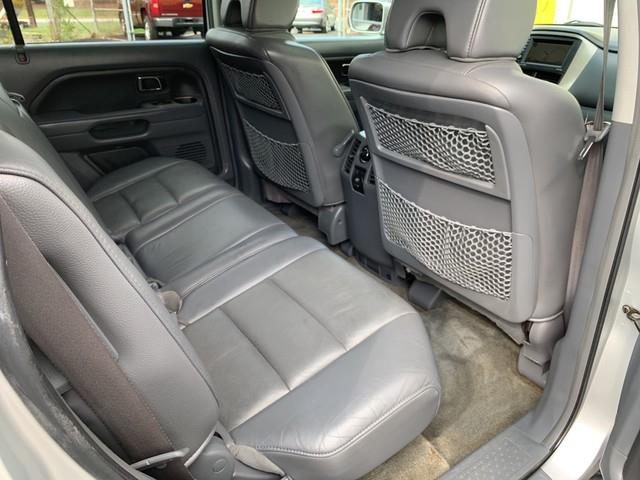2006 Honda Pilot EX-L with NAVI, available for sale in Forestville, Maryland | Valentine Motor Company. Forestville, Maryland 2006 Honda Pilot EX-L with NAVI, available for sale in Forestville, Maryland | Valentine Motor Company. Forestville, Maryland