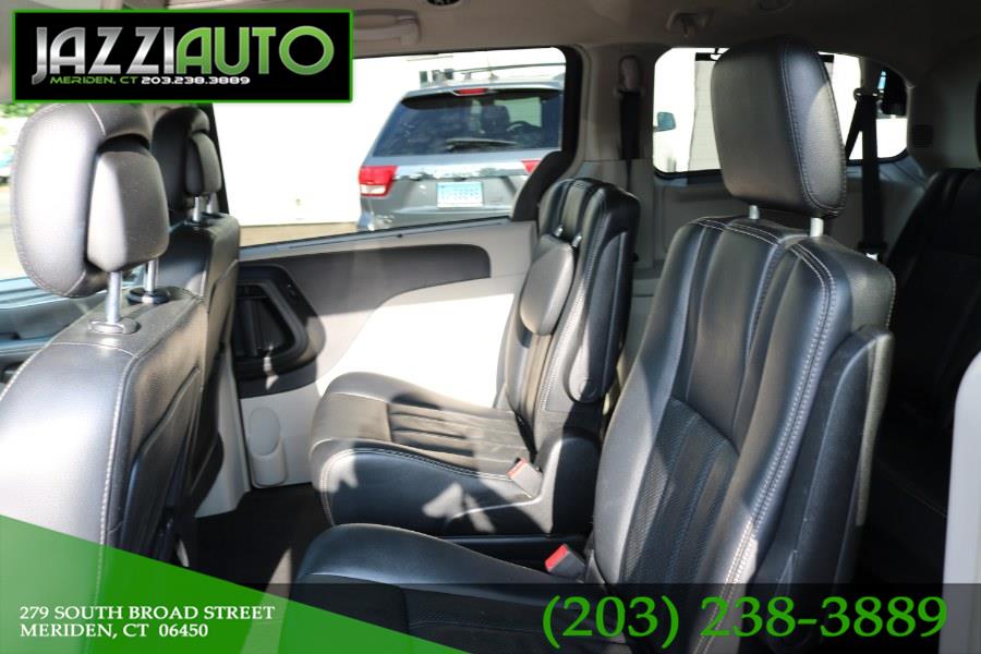 2013 Chrysler Town & Country 4dr Wgn Touring-L, available for sale in Meriden, Connecticut | Jazzi Auto Sales LLC. Meriden, Connecticut 2013 Chrysler Town & Country 4dr Wgn Touring-L, available for sale in Meriden, Connecticut | Jazzi Auto Sales LLC. Meriden, Connecticut