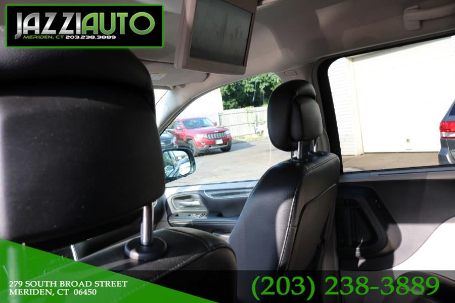 2013 Chrysler Town & Country 4dr Wgn Touring-L, available for sale in Meriden, Connecticut | Jazzi Auto Sales LLC. Meriden, Connecticut 2013 Chrysler Town & Country 4dr Wgn Touring-L, available for sale in Meriden, Connecticut | Jazzi Auto Sales LLC. Meriden, Connecticut