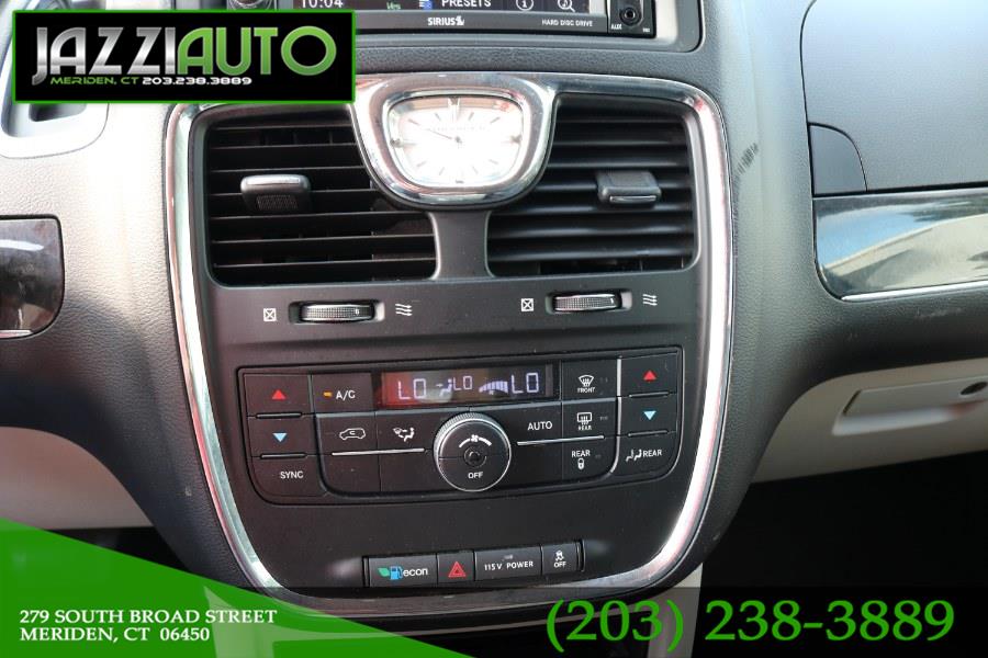 2013 Chrysler Town & Country 4dr Wgn Touring-L, available for sale in Meriden, Connecticut | Jazzi Auto Sales LLC. Meriden, Connecticut 2013 Chrysler Town & Country 4dr Wgn Touring-L, available for sale in Meriden, Connecticut | Jazzi Auto Sales LLC. Meriden, Connecticut