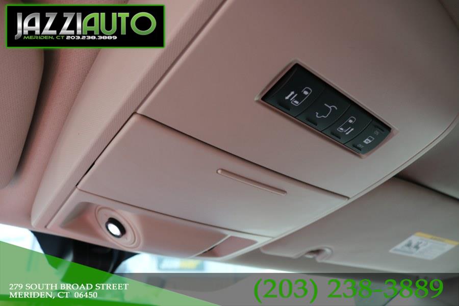 2013 Chrysler Town & Country 4dr Wgn Touring-L, available for sale in Meriden, Connecticut | Jazzi Auto Sales LLC. Meriden, Connecticut 2013 Chrysler Town & Country 4dr Wgn Touring-L, available for sale in Meriden, Connecticut | Jazzi Auto Sales LLC. Meriden, Connecticut