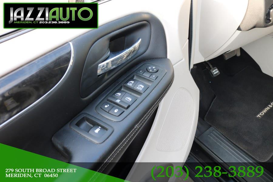 2013 Chrysler Town & Country 4dr Wgn Touring-L, available for sale in Meriden, Connecticut | Jazzi Auto Sales LLC. Meriden, Connecticut 2013 Chrysler Town & Country 4dr Wgn Touring-L, available for sale in Meriden, Connecticut | Jazzi Auto Sales LLC. Meriden, Connecticut