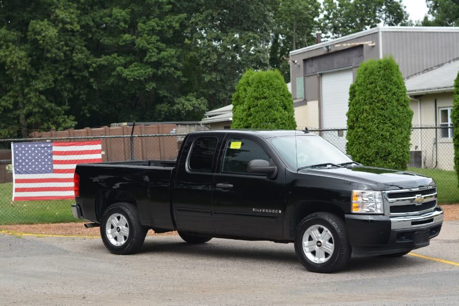 2009 Chevrolet Silverado 1500 4WD Ext Cab 143.5" LT, available for sale in Ashland , Massachusetts | New Beginning Auto Service Inc . Ashland , Massachusetts
