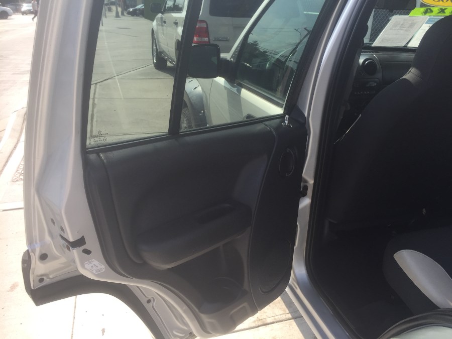 2003 Jeep Liberty 4dr Sport 4WD, available for sale in Middle Village, New York | Middle Village Motors . Middle Village, New York 2003 Jeep Liberty 4dr Sport 4WD, available for sale in Middle Village, New York | Middle Village Motors . Middle Village, New York