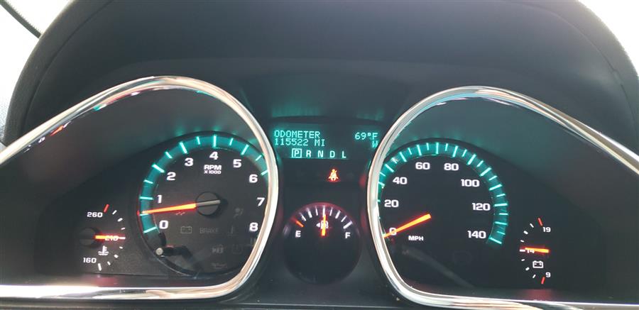 2011 Chevrolet Traverse AWD 4dr 2LT, available for sale in Waterbury, Connecticut | National Auto Brokers, Inc.. Waterbury, Connecticut 2011 Chevrolet Traverse AWD 4dr 2LT, available for sale in Waterbury, Connecticut | National Auto Brokers, Inc.. Waterbury, Connecticut