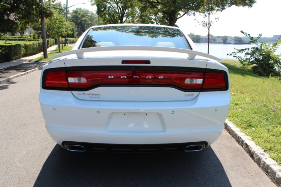 2014 Dodge Charger 4dr Sdn SXT AWD, available for sale in Great Neck, New York | Great Neck Car Buyers & Sellers. Great Neck, New York 2014 Dodge Charger 4dr Sdn SXT AWD, available for sale in Great Neck, New York | Great Neck Car Buyers & Sellers. Great Neck, New York